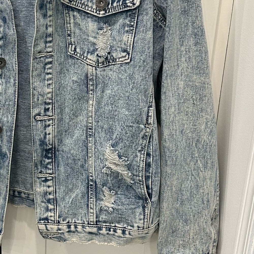 Distressed Denim Jacket - Picture 4 of 5